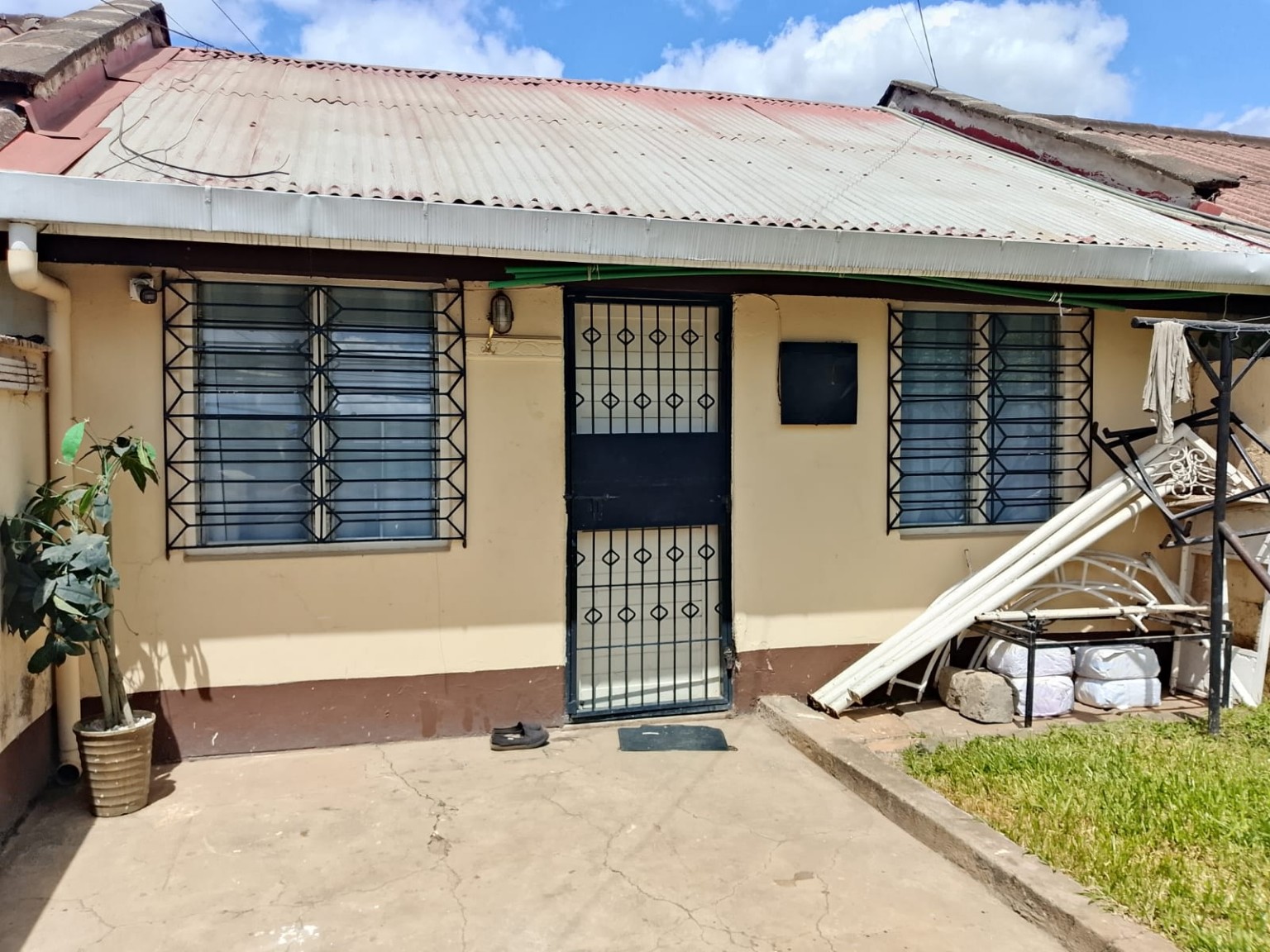 2-Bedroom Apartment with SQ — Santack Estate
